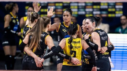 Praia Clube foi campeão do Mineiro de Vôlei e vice da Supercopa