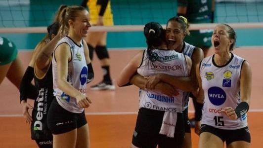 Praia Clube venceu a estreia do Mineiro de Vôlei