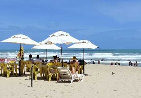 A Praia do Futuro está localizada na zona leste de Fortaleza, capital cearense.