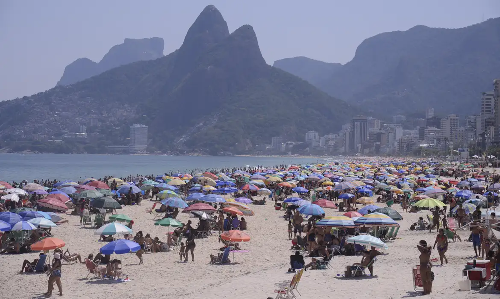 Previsão do tempo: massa de ar quente atinge Rio de Janeiro e temperaturas podem chegar a 40 ºC