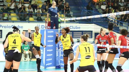 Praia venceu o Bauru por 3 sets a 0 e avançou para a final do Sul-Americano
