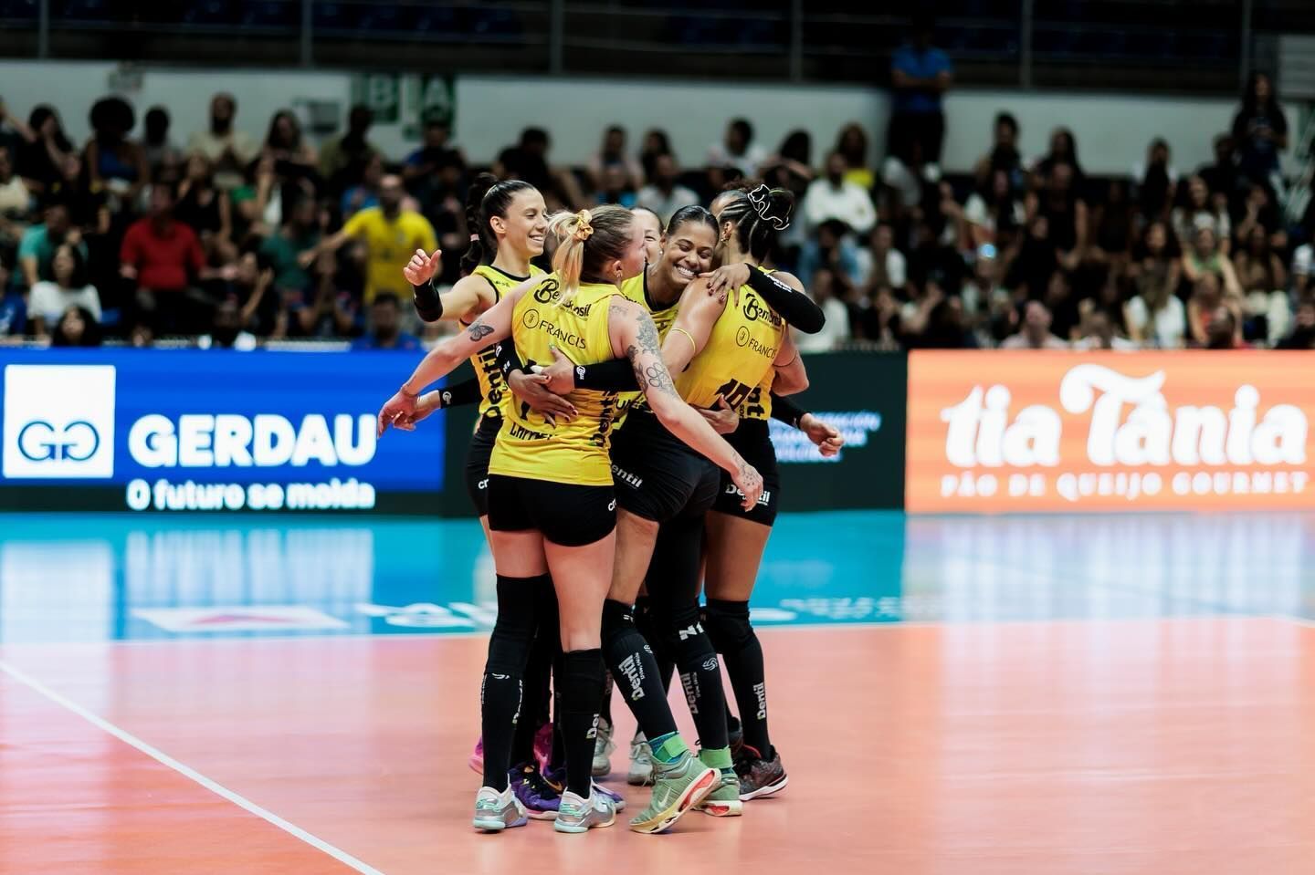 Praia Clube x Alianza: horário e onde assistir ao vivo pelo Sul-Americano Feminino de Vôlei