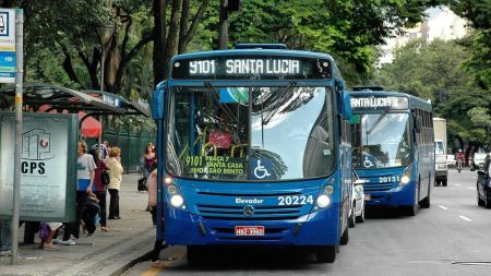 Preço das tarifas de ônibus em BH vai pautar dia intenso na política municipal nesta quinta (18)