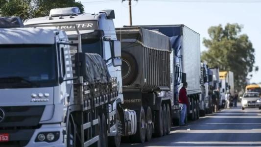 Preço do diesel ultrapassa o da gasolina em postos de Minas Gerais