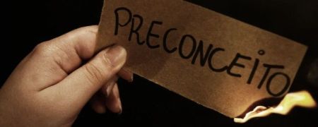 Os preconceitos permeiam a sociedade há anos