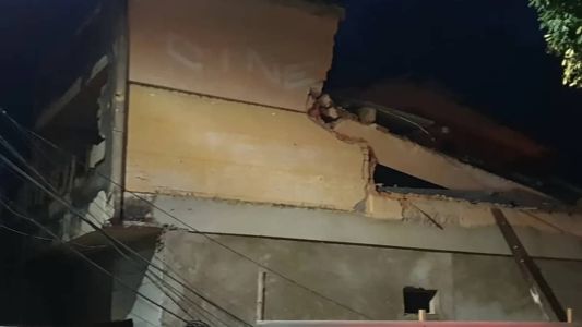 Prédio desabou parcialmente