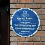 Renato Russo ganha homenagem em rua eternizada pela bossa-nova