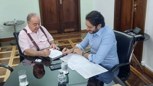 Prefeito de Belo Horizonte, Fuad Noman, e presidente da Câmara, Gabriel Azevedo, se reuniram nesta terça (25)