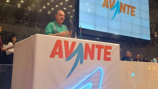 Prefeito de BH, Fuad Noman compareceu a encontro estadual do Avante