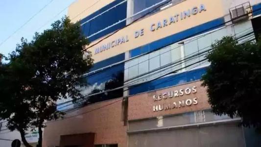 Prefeito e ex-secretária estão sendo processados