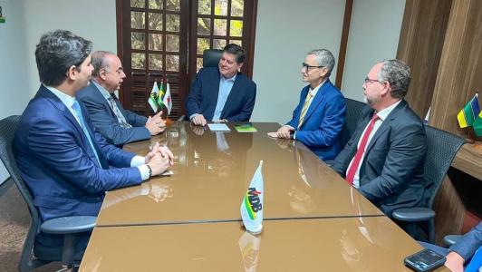 Prefeito Fuad Noman se reuniu com lideranças do MDB em Brasília nesta quarta-feira (29)