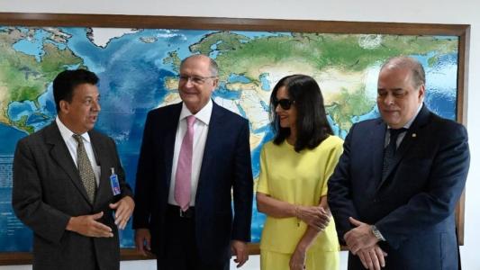 Prefeito Wander Borges; presidente em exercicio, Geraldo Alckmin; primeira-dama em exercício, Lú Alckmin e deputado federal Paulo Abi-Ackel