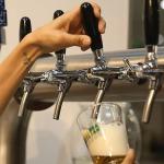 Prefeitura de cidade brasileira proíbe consumo de bebida alcoólica de madrugada