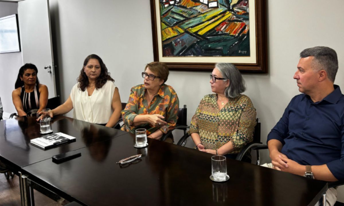 Prefeitura de Juiz de Fora anuncia transição do cargo de Secretária de Educação