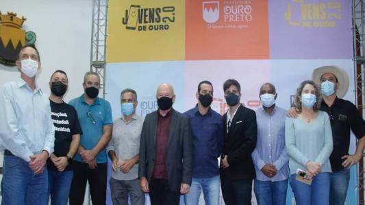 Prefeitura já havia retomado projetos como o programa "Jovens de Ouro 2.0"