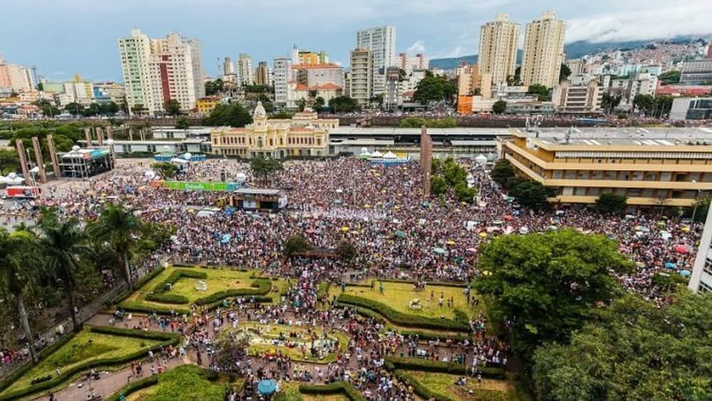 Governo federal traça plano para impulsionar divulgação internacional do Carnaval de BH