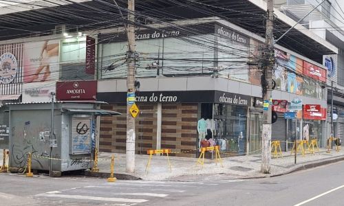 Prédio interditado avenida Rio Branco pela PJF Foto Roberta Oliveira Itatiaia.jpg