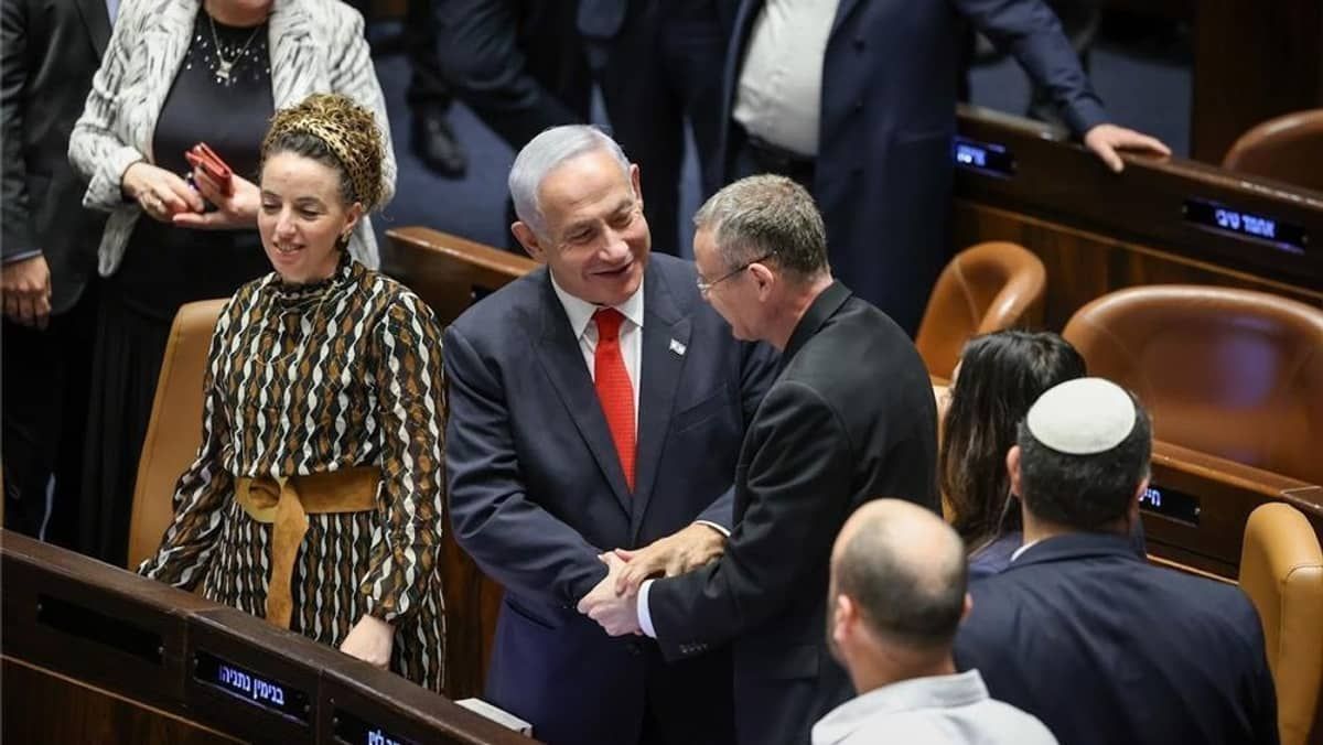 Em meio a protestos, Israel aprova reforma do Judiciário em 1º turno