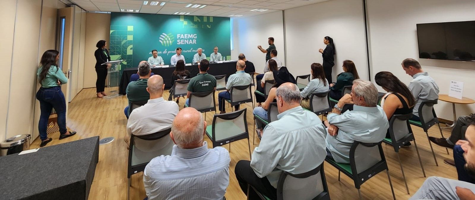 Federação da Agricultura vai premiar as melhores reportagens do setor; entenda