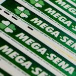 Mega-Sena 2572: ninguém acerta as seis dezenas e prêmio acumula; confira os números sorteados 