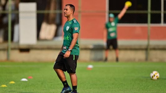 Preparador físico Lucas Itaberaba foi afastado do América e multado em 40% do salário