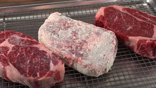 Preparo de carne empanada com picanha viralizou nas redes sociais