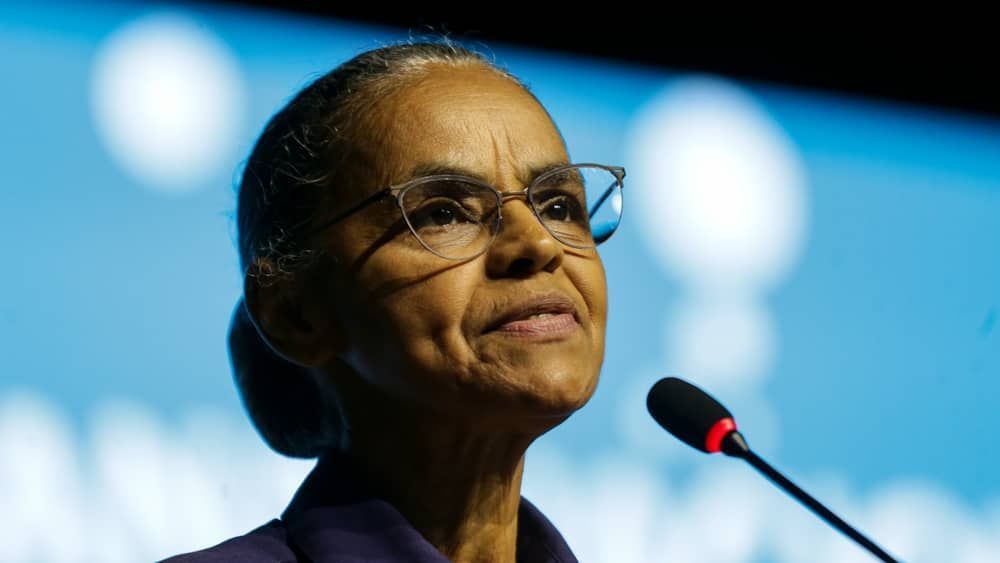 CPI aprova convocação de Marina Silva após ausência em reunião nesta terça 