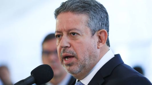 Presidente Arthur Lira questionou reportagem com denúncias feias por sua ex-mulher