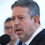 Justiça retira do ar entrevista com ex-mulher do presidente da Câmara Arthur Lira