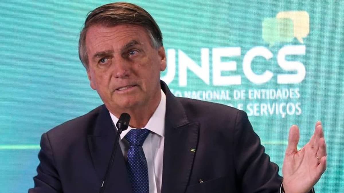 Bolsonaro homenageia Bento XVI: 'Deixa legado imenso para todos os cristãos e para a humanidade' 