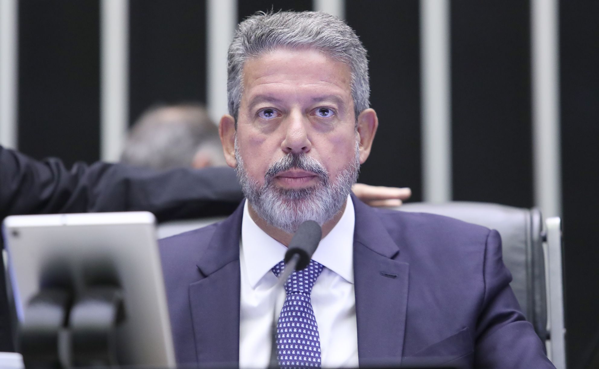Lira se reúne com governador do RJ para discutir repactuação da dívida e pautas da segurança pública