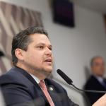 Alcolumbre ainda não decidiu relator da PEC da Anistia; discussão começará em agosto