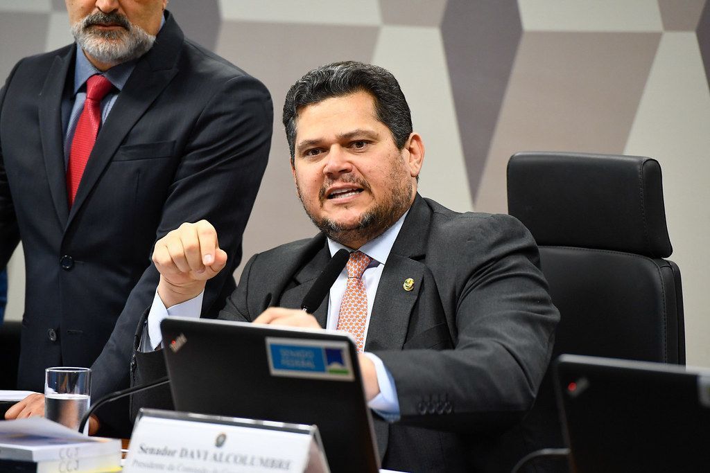 Aprovação do DPVAT sustenta acordo bilionário do governo, e CCJ deve votar projeto na próxima sessão