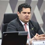 Alcolumbre diz que, se Lula não sancionar, promulgará aumento no número de deputados