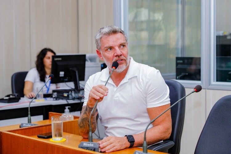Presidente da Câmara de BH, Juliano Lopes é acusado de agredir policial durante confusão