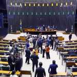 Se não tiver voto, PL das Fake News não vai para plenário hoje, diz Lira