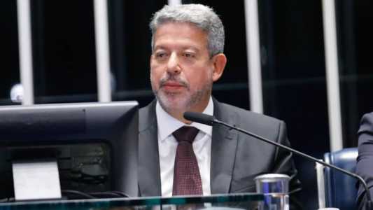 Presidente da Câmara dos Deputados não viajará com presidente Lula para a China por recomendação médica