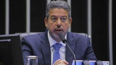 Presidente da Câmara dos Deputados, Arthur Lira (PP-AL), falou à CNN Brasil nesta segunda-feira (21)