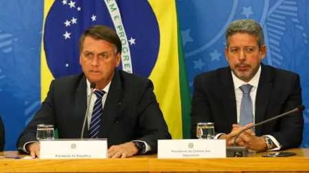 Presidente da Câmara, Arthur Lira (PP-AL) ligou para Bolsonaro (PL) para discutir a reforma tributária