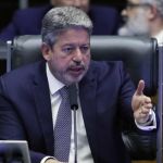 Para votar Desenrola e taxação de apostas, Lira quer deputados na Câmara nesta segunda