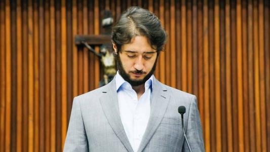 Presidente da Câmara de BH, Gabriel Azevedo enfrentará processo de cassação do mandato