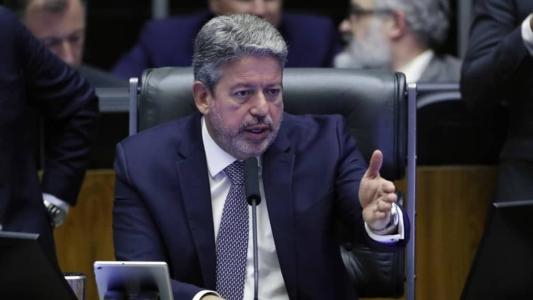 Presidente da Câmara, deputado Arthur Lira, se reunirá nesta segunda-feira (14) com lideranças para definir votação de novo marco fiscal