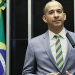 “Brasil precisa ser enfático com Hamas, não cabe repudiar Israel neste momento”, diz deputado