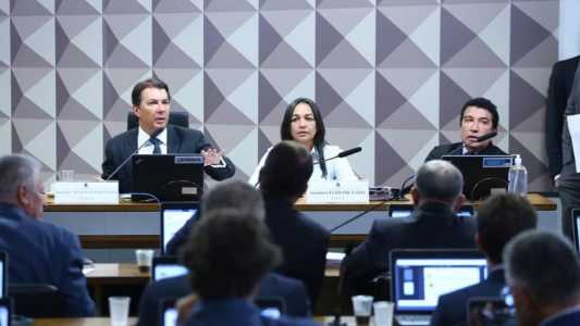 Presidente da CPMI dos Atos Antidemocráticos negou pedido de deputados do PT para incluir apuração sobre caso de joias