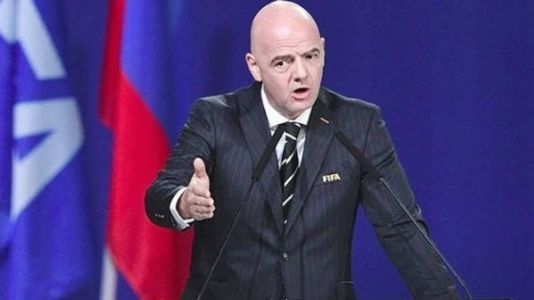 Presidente da Fifa Gianni Infantino rebateu críticas ao Catar