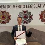 Itatiaia é homenageada com medalha do Mérito Legislativo da Assembleia de Minas