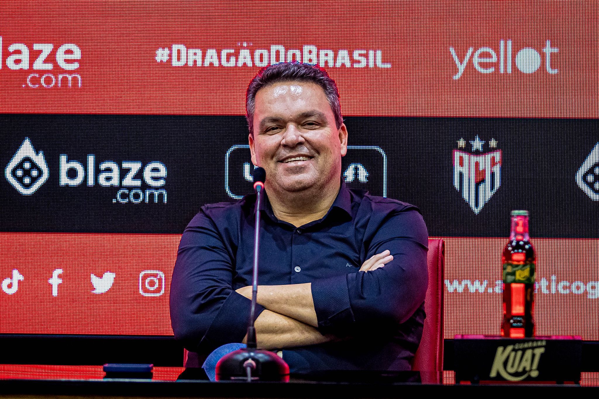 Presidente do Atlético-GO opina sobre desafio de Pedrinho no Cruzeiro