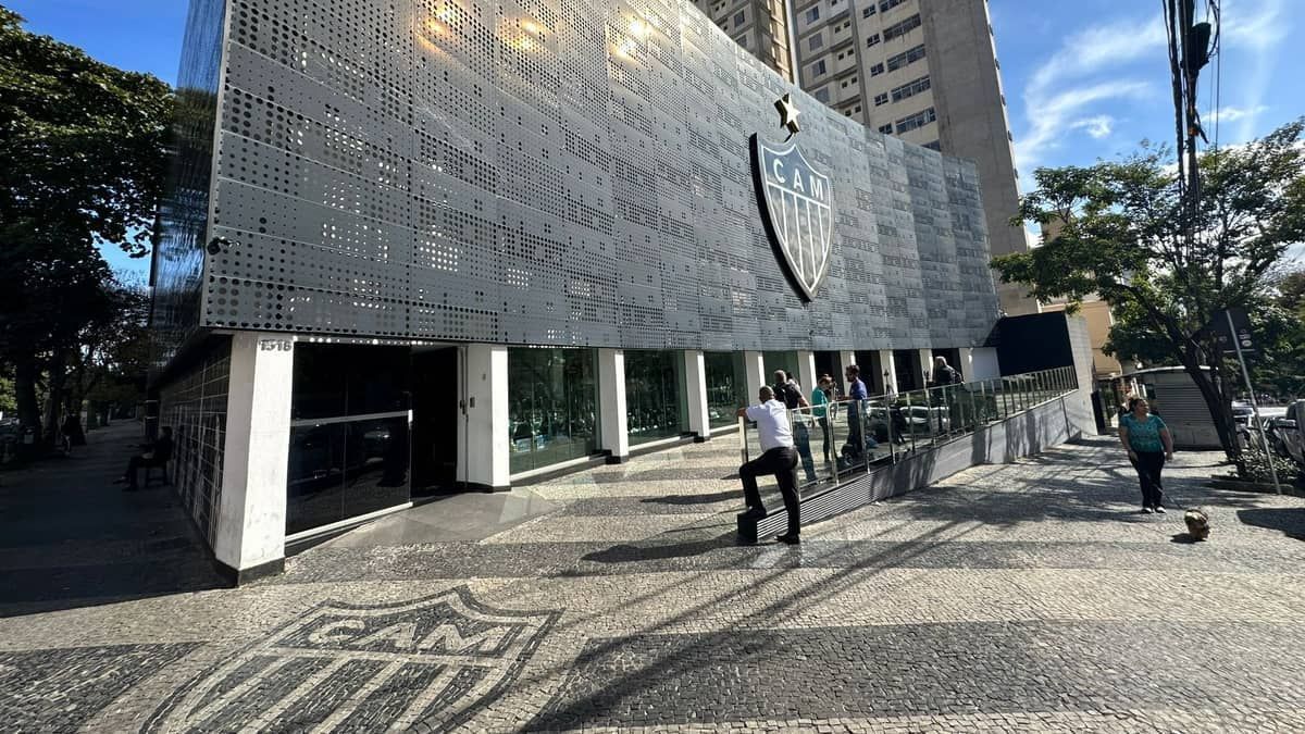 Presidente do Atlético, sobre opositores à SAF: 'Que tragam uma proposta melhor'