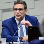 Batalha contra inflação não está ganha e há parte ainda bastante acima da meta, diz Campos Neto