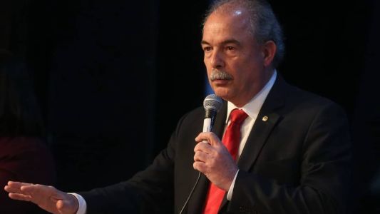 Presidente do BNDES, Aloizio Mercadante, anunciou em evento nesta quinta-feira (25) um pacote de novas linhas de crédito para a indústria